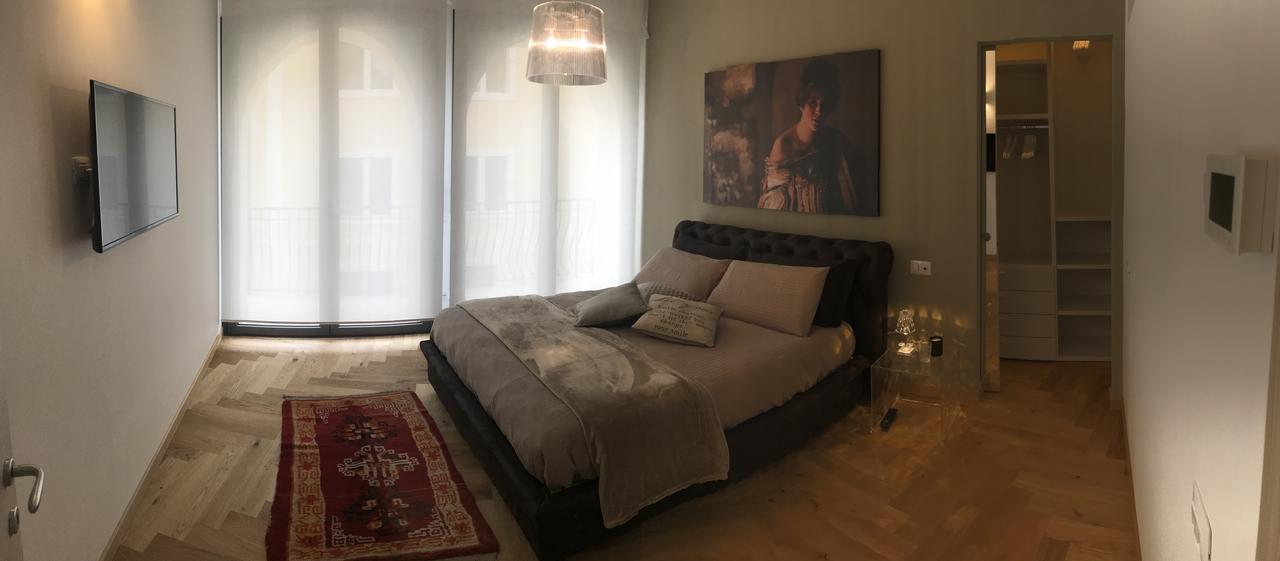 Suite La Castellana Тори дел Бенако Екстериор снимка